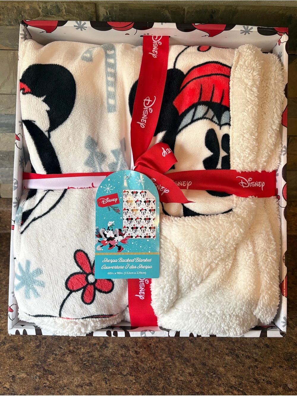 Disney Minnie & Mickey Mouse Christmas Sherpa Throw Blanket